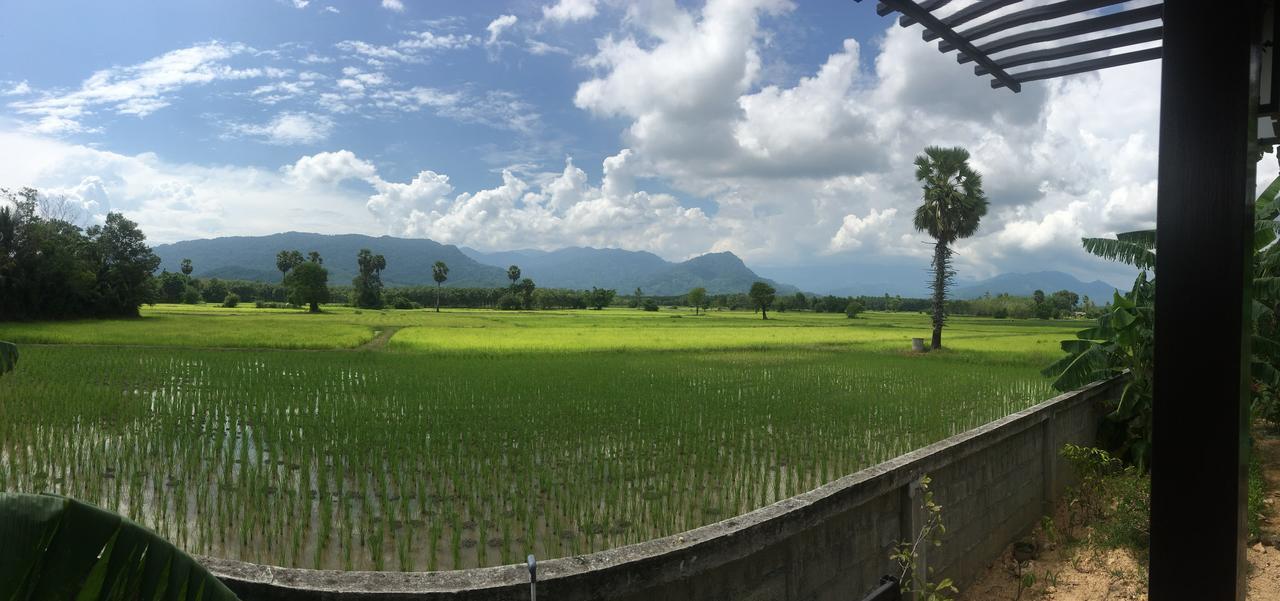 4 Seasons Mini House Hotel Nakhon Si Thammarat Ngoại thất bức ảnh