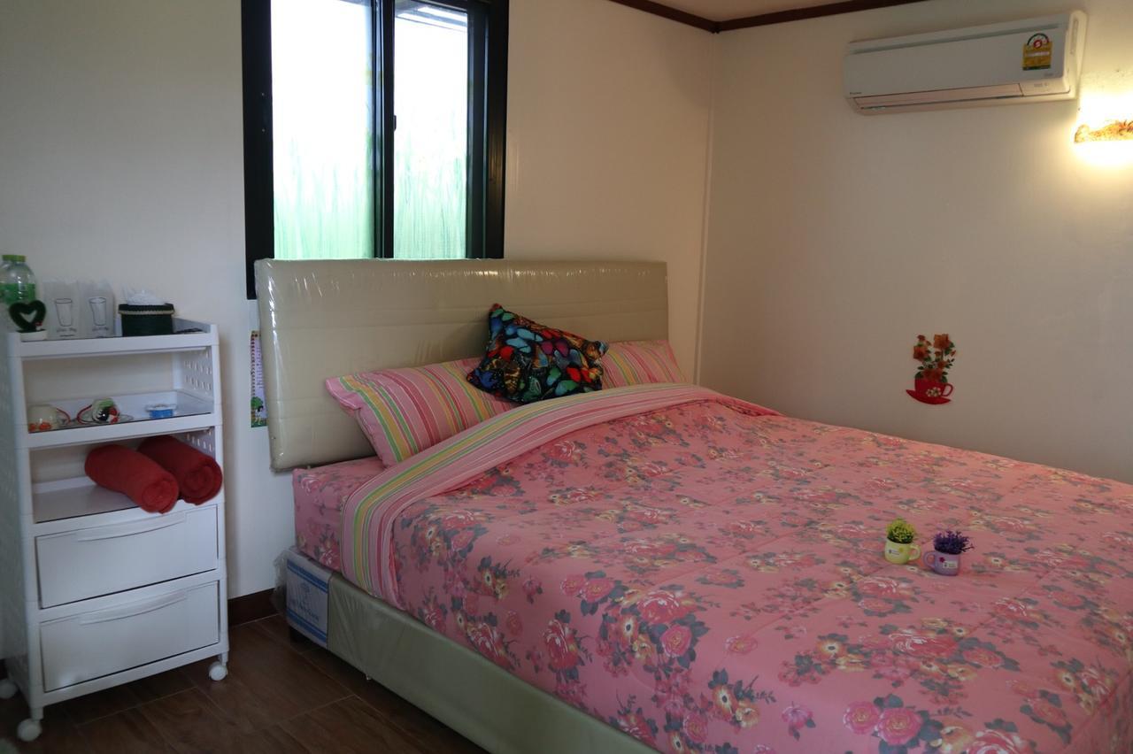 4 Seasons Mini House Hotel Nakhon Si Thammarat Ngoại thất bức ảnh